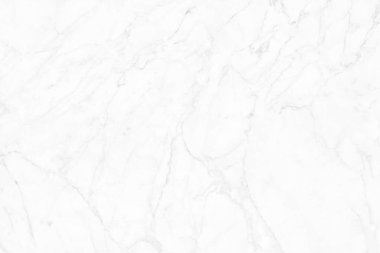 Beyaz gri mermer pürüzsüz ışıltı desenli arka plan, doğal desenli fayans taşı zemininin karşı görüntüsü..