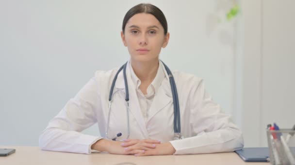 Young Female Doctor Looking Camera Work Clinic — Stock Video