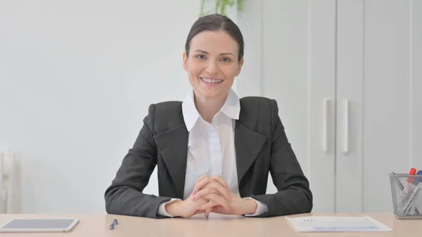 Successful Smiling Businesswoman Sitting Office — Stock Fotó