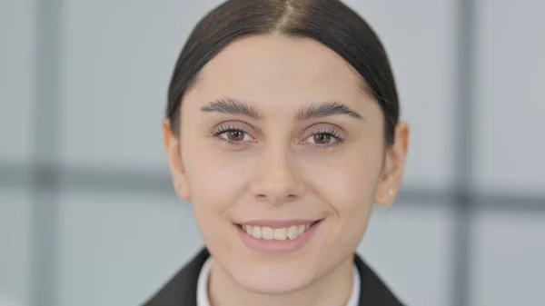 stock image Close Up of Smiling Young Woman Face