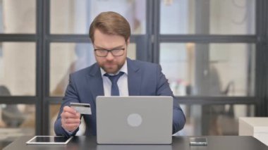 Genç İşadamından Başarısız İnternet Alışverişi