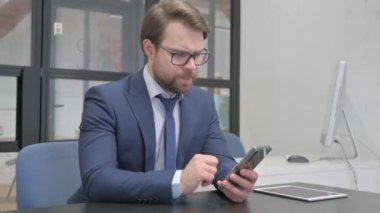 Genç İşadamı Amigoluk Online Akıllı Telefon Sonuçları