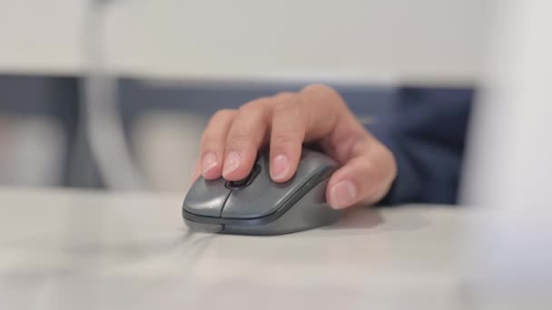 Close Woman Using Computer Mouse Work — Stok Video