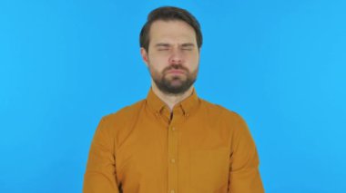 Reddedilen Adam Mavi Arkaplanda Teklif Etmiyor, Portre