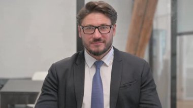 Orta Çağ İşadamı 'nın Tamam İşaretli Portresi