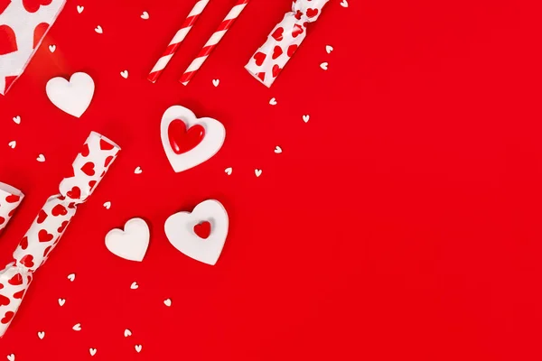 Dia Dos Namorados Vermelho Flat Lay Com Enfeites Coração Doces — Fotografia de Stock