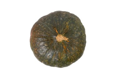 Beyaz arka planda yeşil Japon Kabocha kabağının üst görüntüsü