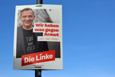 Heidelberg, Almanya - 25 Ocak 2025: Federal parlamento seçimleri için 'Bundestagswahl' 2025 seçim posteri