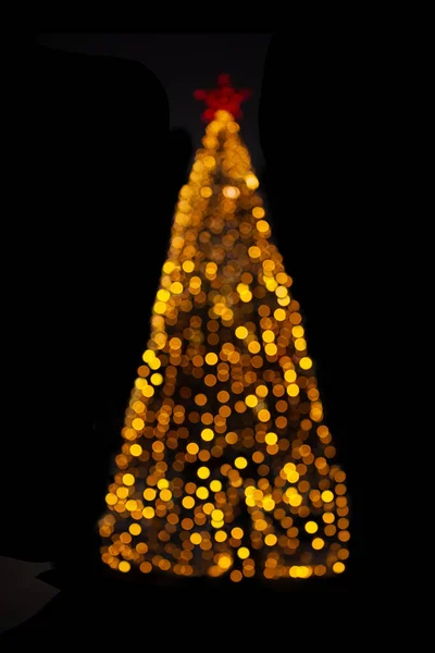 Luces Borrosas Amarillas Del Árbol Navidad Sobre Fondo Negro Aislado — Foto de Stock