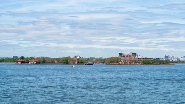 Ellis Island New York Harbor — Stock Photo, Image