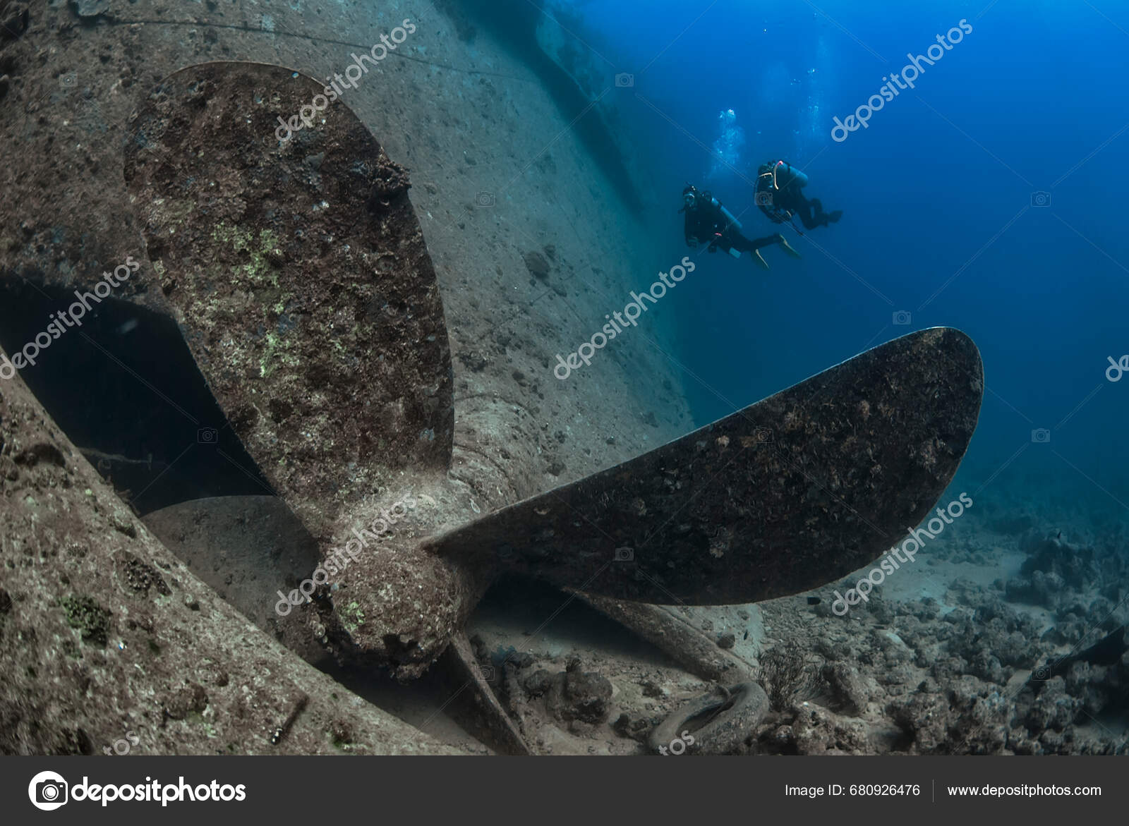 Two Divers Exploring Propeller Thisltlegorm Very Famous Wreck Red Sea ...