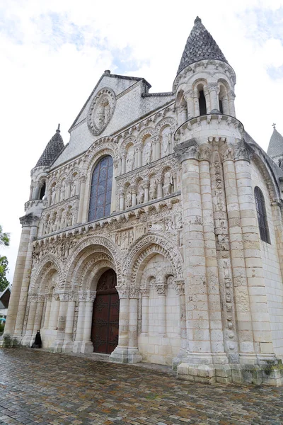 프랑스의 티에에 노트르담 대성당 — 스톡 사진