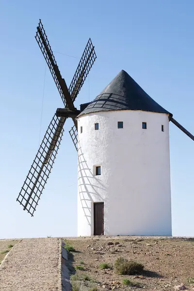 Традиционная Ветряная Мельница Алькасаре Сан Хуан Кастилья Манча Испания — стоковое фото