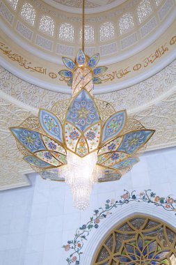 Abu Dabi, Birleşik Arap Emirlikleri - 7 Eylül 2023: Şeyh Zayed Büyük Camii