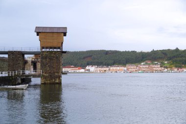 San Esteban de Pravia, Asturias, İspanya ve Avrupa 'nın eski limanında kömür doldurucu