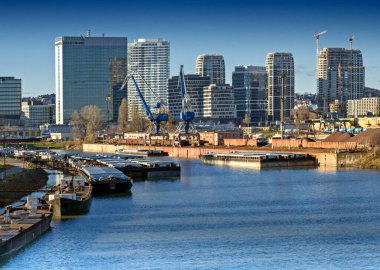 Tuna Nehri, Kış Limanı, Mlynske Nivy, Bratislava, Slovakya.