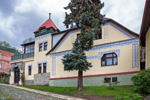Haus Banska Stiavnica Dekorationsfassade Slowakei — Stockfoto