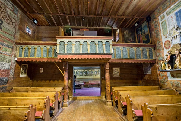 アッシジ ユネスコ ヘルバートフ スロバキアの聖フランシスコのローマカトリックの木造教会 — ストック写真