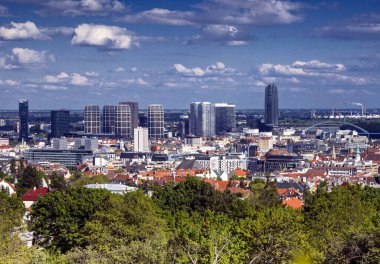 Bratislava, Eurovea Tower ve Mlynske Nivy Bratislava, Slovakya.