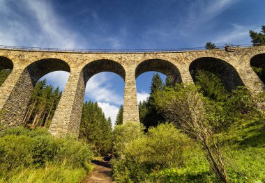 Chmaros viyadük Telgart, Demiryolu Köprüsü, Slovakya.