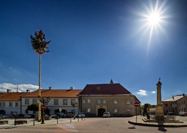 Svata Jur, Agape, Evanjelik Diaconia Merkezi, halk geleneği, Slovakya 'daki Kutsal Üçlü' nün Veba Sütunları.