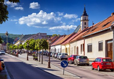 Yaya bölgesi Svaty Jur, Merkez, Piarist Düzenin Kutsal Üçlüsü Kilisesi, Slovakya.