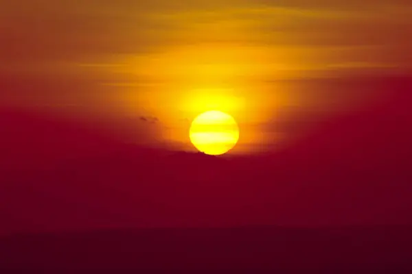 Sunset Beautiful Light Sunlight Illuminating Colorful Sky Clouds Beautiful Nature — Stock Photo, Image