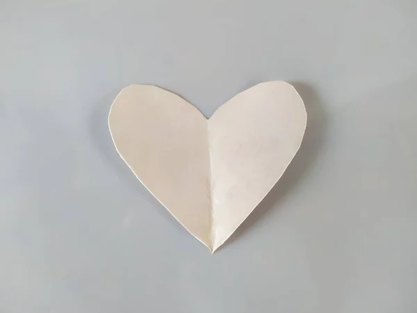 Papper Hjärta Vit Bakgrund Alla Hjärtans Dag Kärlek — Stockfoto
