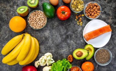 Potasyum içeren farklı gıdalar. Seçici odaklanma. yiyecek.