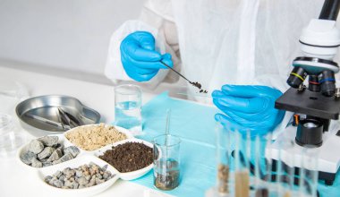 Laboratuvarda toprak testi. Seçici odaklanma. Doğa.