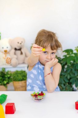 Reçelli çocuk. Seçici odaklanma. çocuk.