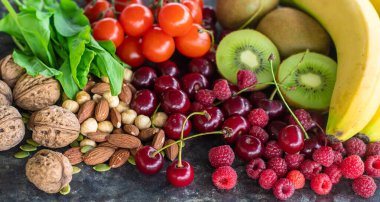 Güzel bir arka planda melatonin içeren yiyecekler. Seçici odaklanma. yiyecek.