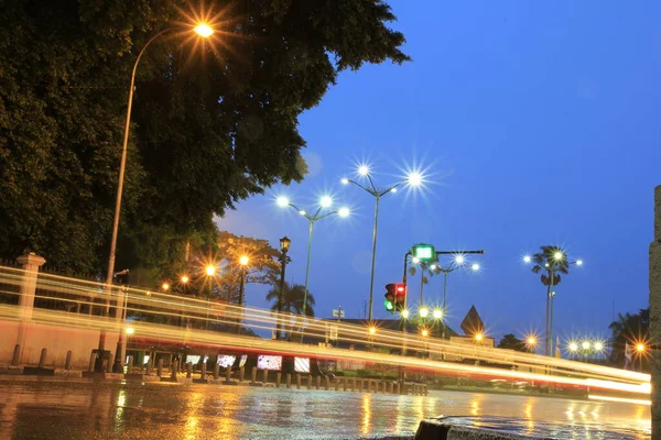 Atmosphere Evening Rains Lights Start Turn Yogyakarta Zero Point Intersection — Stock Photo, Image