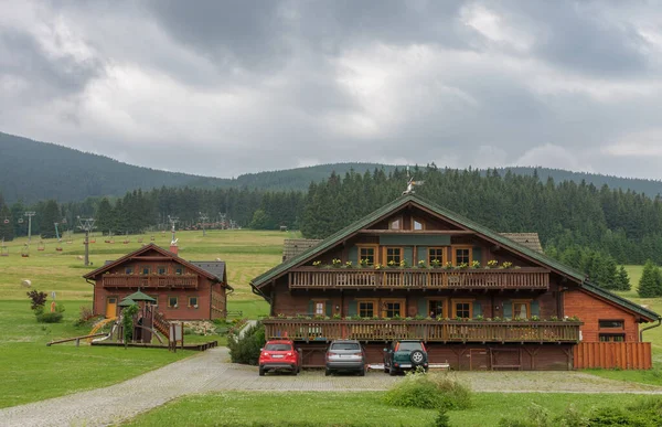 Jesenik Dağlarındaki Dağ Köyü Asansörün Alt Katı Çek Cumhuriyeti Nde — Stok fotoğraf