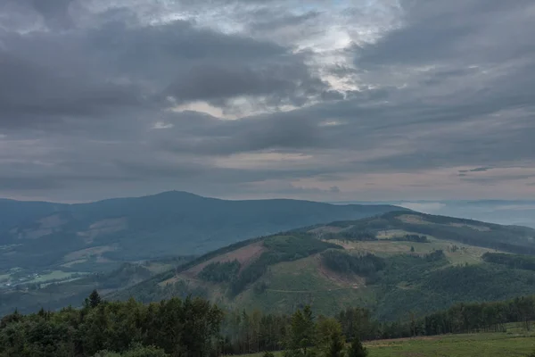 View Lookout Tower Velky Javornik Beskid Mountains Summer Clouds Evening — Stock Photo, Image