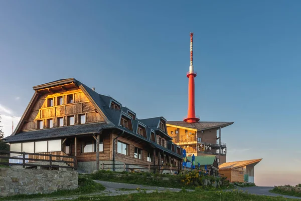 Fernsehsender Und Hütte Auf Lysa Hora Beskid Gebirge Tschechische Republik — Stockfoto
