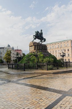 Ukrayna, Kyiv 'deki Bogdan Khmelnitsky anıtı
