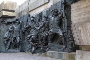 Kyiv, Ukrayna - 18 Mayıs 2019: İkinci Dünya Savaşı 'ndaki Kızıl Ordu askerleri hakkında heykel kompozisyonu. Büyük Vatanseverlik Savaşı Müzesi. Müze 1981 'de SSCB' de kuruldu.