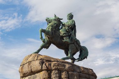 Ukrayna, Kyiv 'de Bogdan Khmelnitsky' nin bronz anıtı