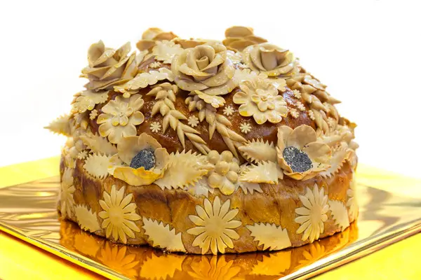 Geleneksel Ukrayna düğün pastası. Ukrayna düğün gelenekleri.