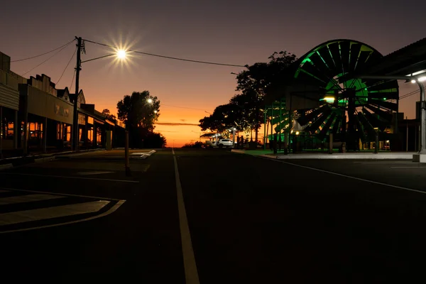 Amanecer Ciudad Hughenden Queensland Australia Mirando Largo Brodie Street — Foto de Stock