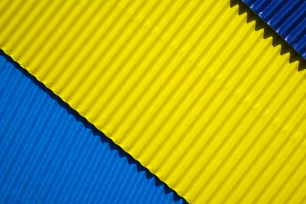 Diagonalnie Żebrowany Karton Kolorach Niebieskim Żółtym Indygo Znaczenie Jako Tło — Zdjęcie stockowe