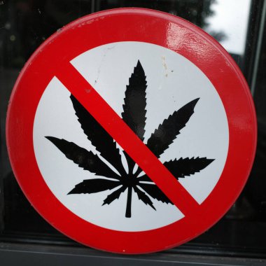 Bu binada esrar tüketimi yasaktır. 