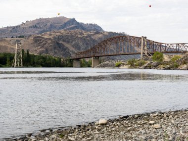 Beebe Köprüsü Parkı 'ndan Beebe Köprüsü Manzarası - Orondo, WA, ABD