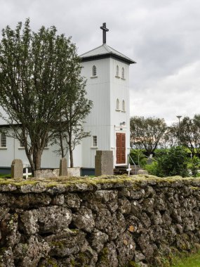 Skard, İzlanda 'da Skardskirkja cıvıltısı