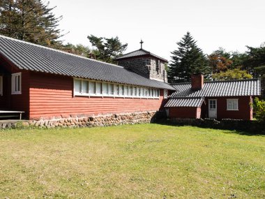 Kiyosato, Yamanashi Bölgesi, Japonya - 25 Ekim 2017: Kiyosato Seisenryo Kilisesi, tarihi otel ve Yatsugatake Dağları 'ndaki geri çekilme merkezi