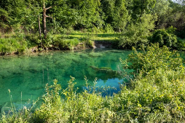 Piękna Rzeka Korana Chorwacja Przechodząca Przez Park Narodowy Plitvice Wspaniałym — Zdjęcie stockowe