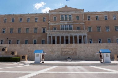 Yunanistan 'ın başkenti Atina' daki Sintagma Meydanı 'ndaki Yunan Parlamentosu binası. Yüksek kalite fotoğraf