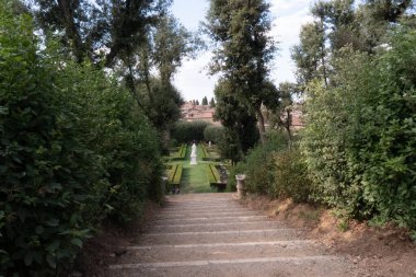 Horti Leonini, San Quirico dOrcia, Toskana 'nın göbeğinde güzel tasarlanmış bir Rönesans bahçesi.. 