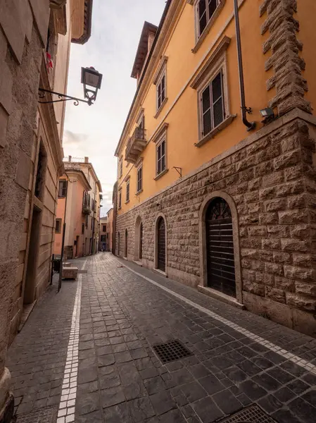 Deurta 'nın Manzarası, İtalya Otantik İtalyan Köy Büyüsü. Yüksek kalite fotoğraf